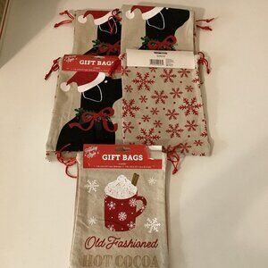 Christmas Holiday Style Gift Bags Multi Pack Assorted Designs- 10Ct New